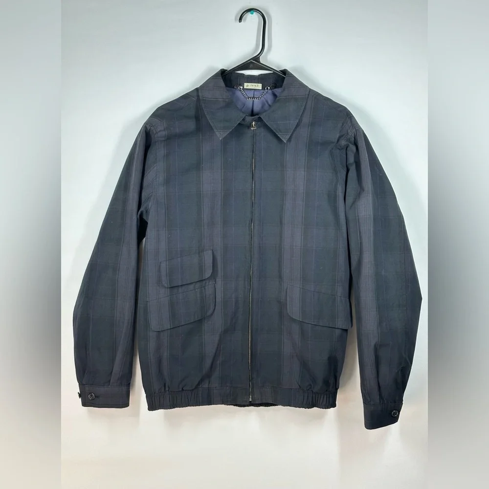 COPY - #1097 An Earnest Cut and Sew AEC & S 1 Light Jacket Size M